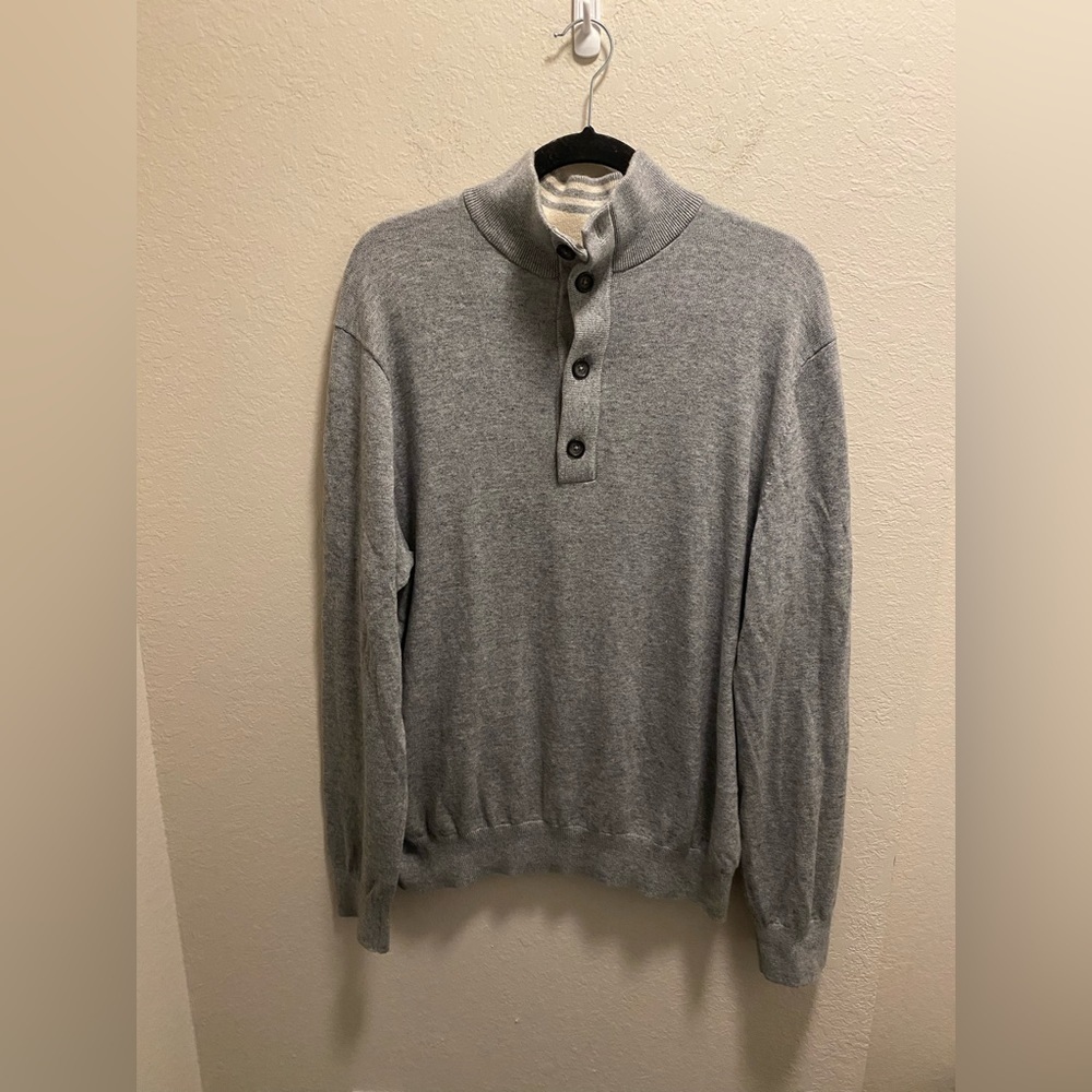 Banana Republic Men's Pullover Henley Sweater.